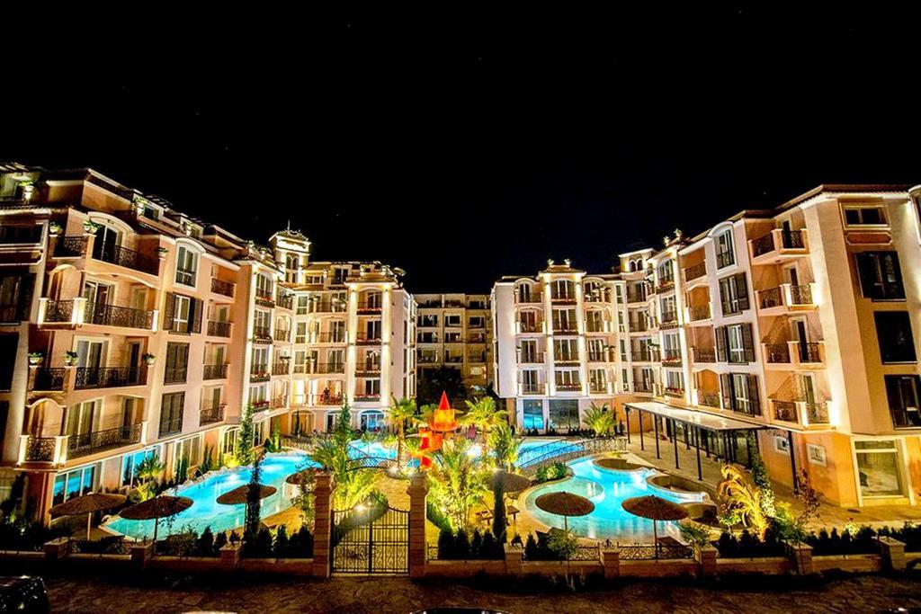 Menada Romance Marine Apartments ساني بيتش المظهر الخارجي الصورة